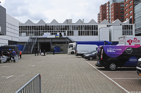 903522 Gezicht op de opvanglocatie voor vluchtelingen uit Oekraïne in Hal 2 van de Jaarbeurs te Utrecht.